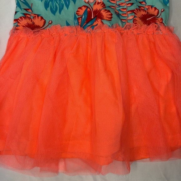 New Chic Baby Girl’s Two-Piece Dress Set - Picture 8 of 11